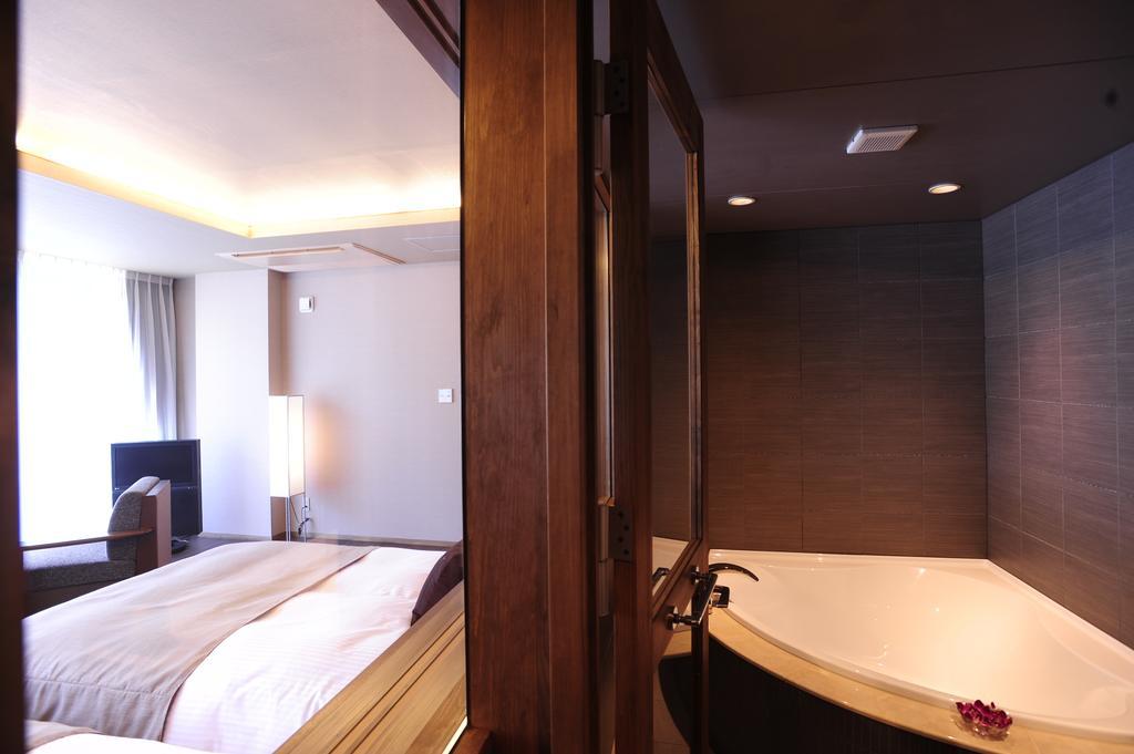 Tokinenoyado Yunushiichijoh Hotel Shiroishi  Bagian luar foto